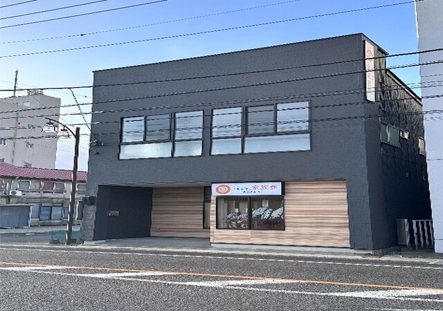 ㈲油屋商店 トモリヤ写真01