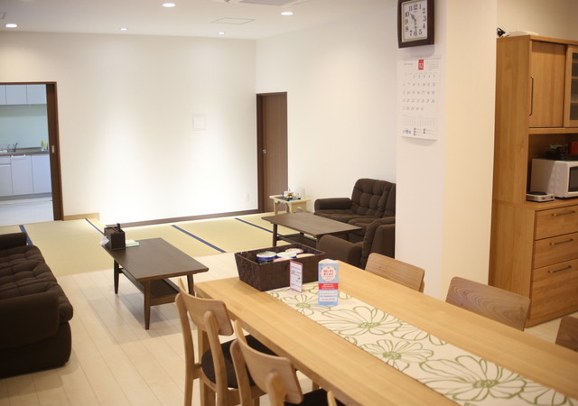 天国社 油山会館1